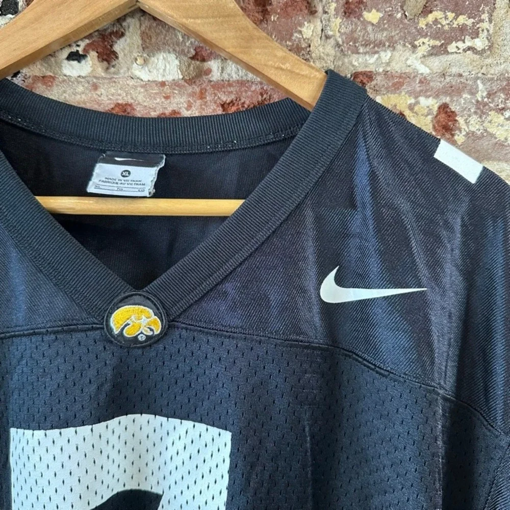 Nike Iowa Hawkeyes #7 Jersey Mens XL College Team Apparel Football Black